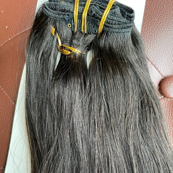 Black Clip in Hair Extensions - Picture 1 of 3